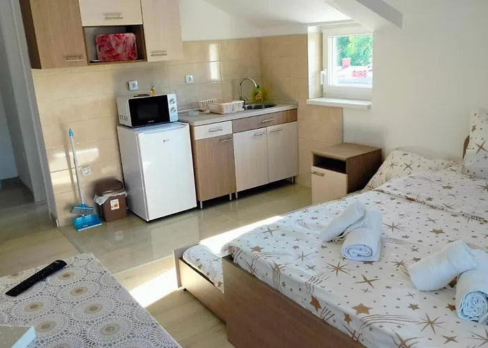 Marija 20 סוקו בניה